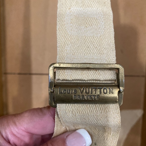 Louis Vuitton Trunk - Picture 8 of 10